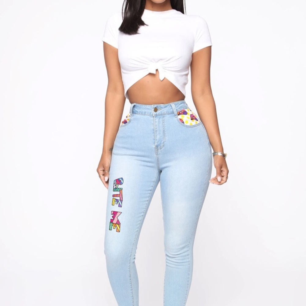 BITE ME JEANS!! - Picture 2 of 5
